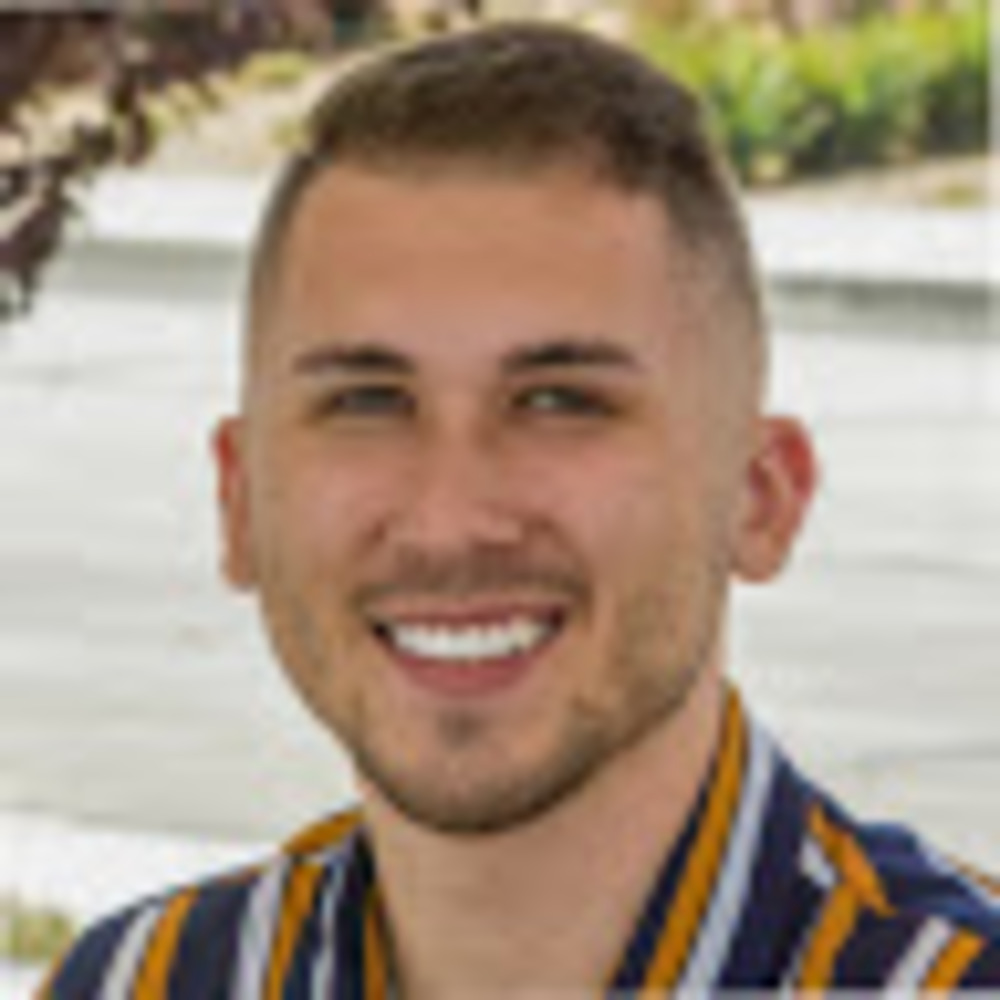 Meet your Posher, Eric